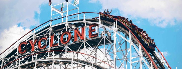 cyclone roller coaster ride