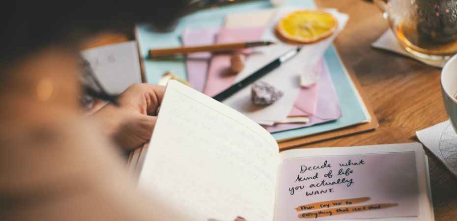 Journalling and Mental Health (thepatchworkfox.com)