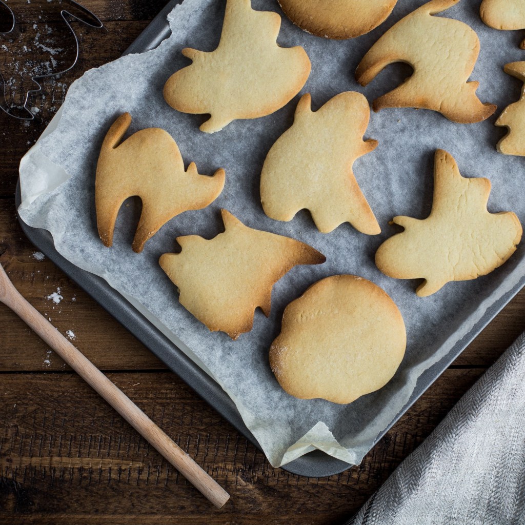 Wholesome Halloween Toolkit (thepatchworkfox.com)